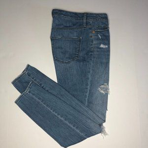 Universal Thread Distressed Coastal High Rise Skinny Jeans Timeless Classic